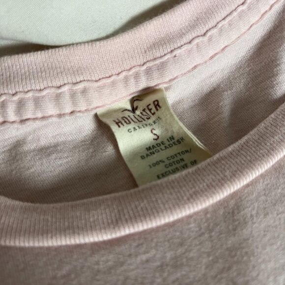 Vintage Y2K Hollister Light Pink Short Sleeves Form Fitting Graphic Tee (Size S) - Picture 5 of 5